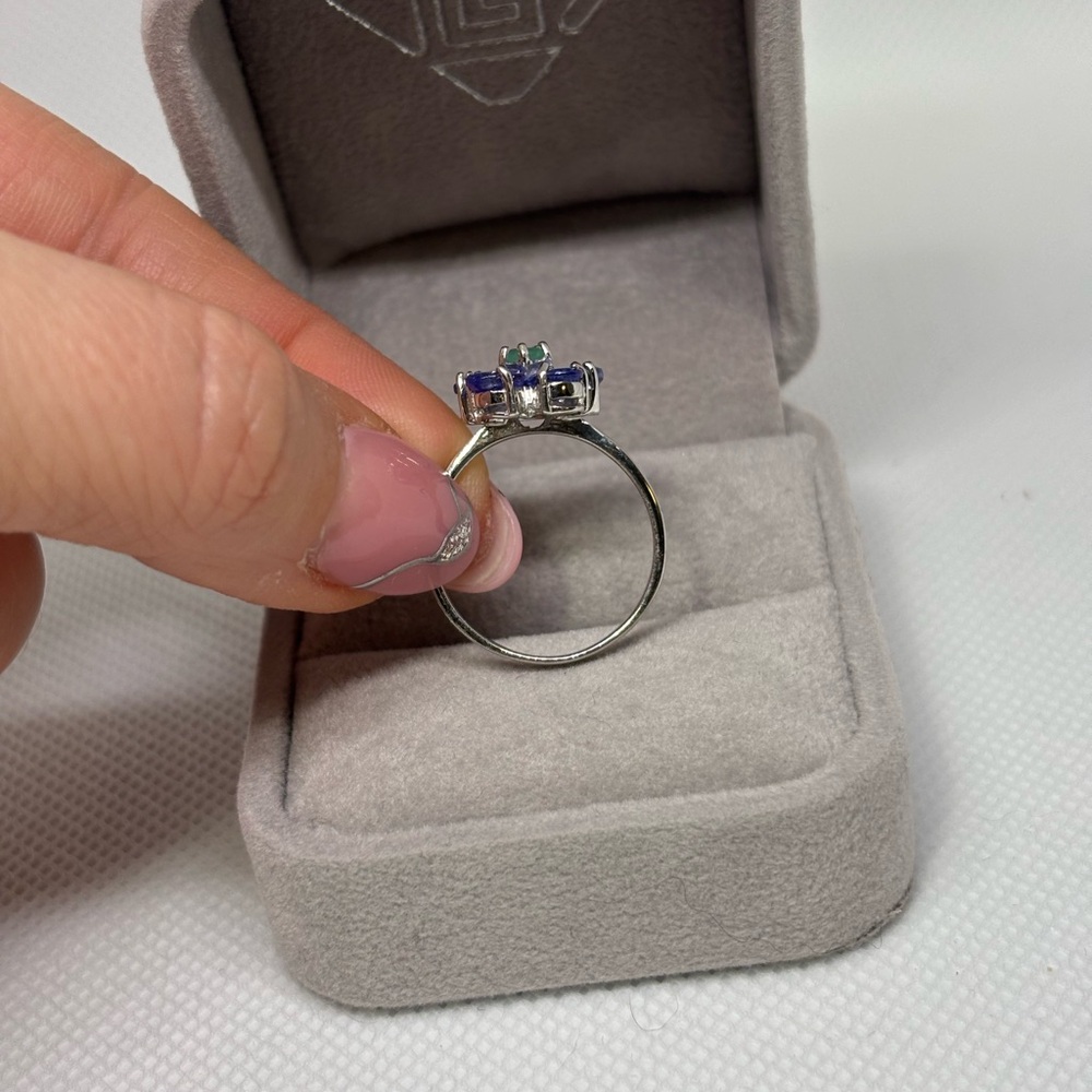 925 Sterling Silver Tanzanite & Emerald Flower Ring, size 6.75-7 - Picture 5 of 11